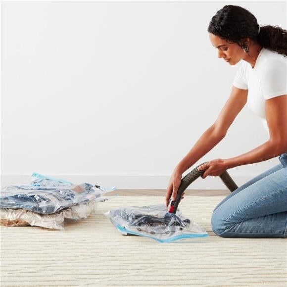 Multiple Transparent Vacuum Compression Zipper Storage Bags for‎ Space Saving - Picture 4 of 5